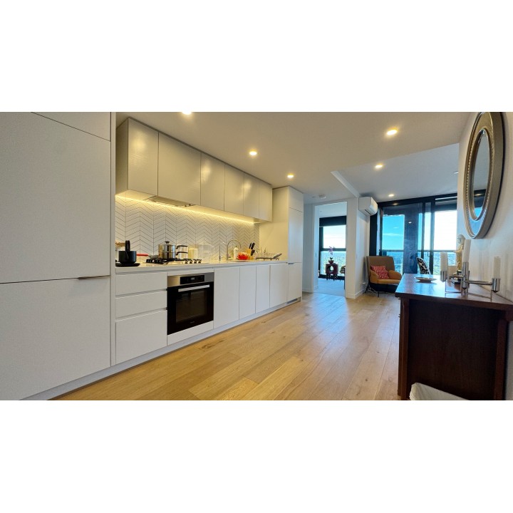 1601/3 Young St, Box Hill - Thumbnail 2