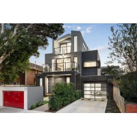 位于 Carnegie 核心地段仅有五户的建筑师设计精品小区