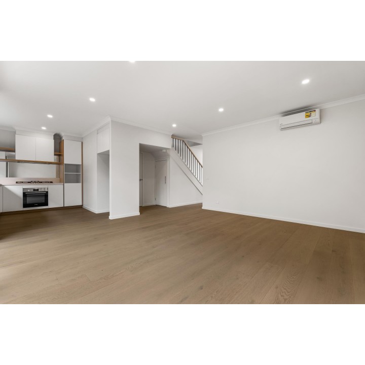 2/6 Ramleh Rd, Reservoir - Thumbnail 3
