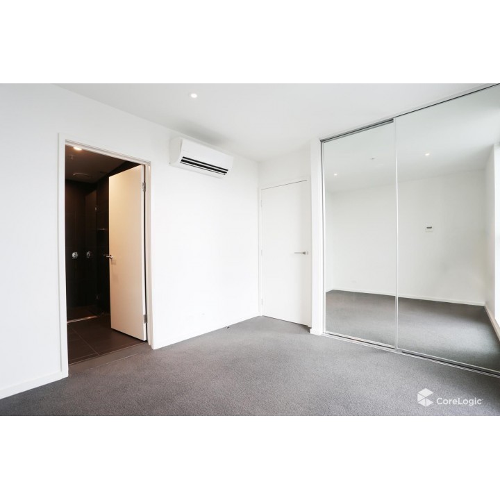2401/888 Collins St, Docklands - Thumbnail 4