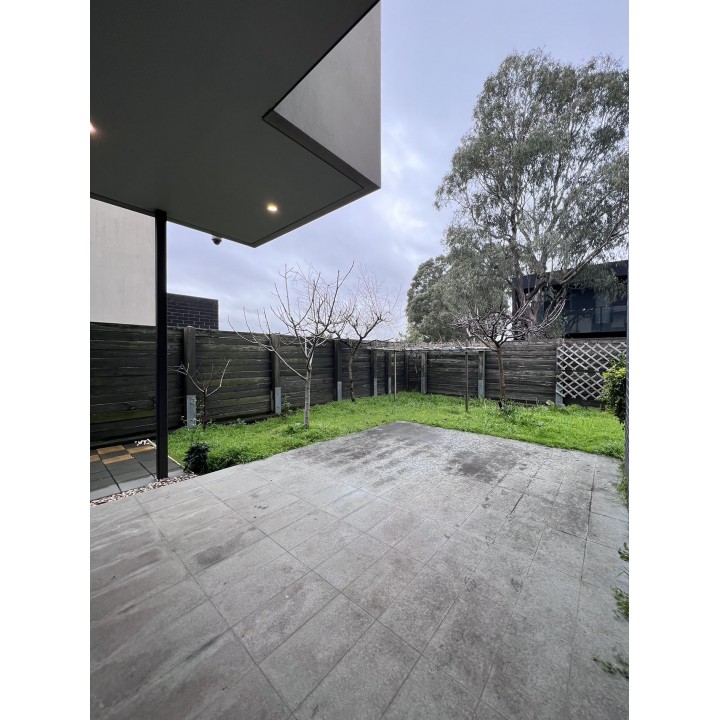 25 Cypress Way, Kew, VIC, Kew - Thumbnail 2
