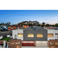 全新竣工，精品海边别墅