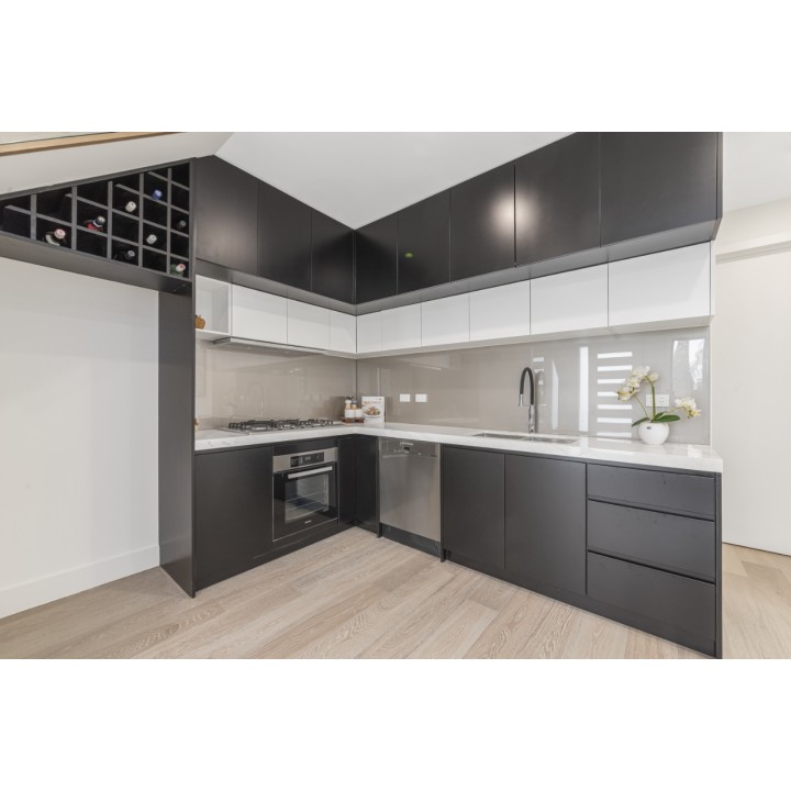 4/1305 Glen Huntly Rd, Carnegie - Thumbnail 2