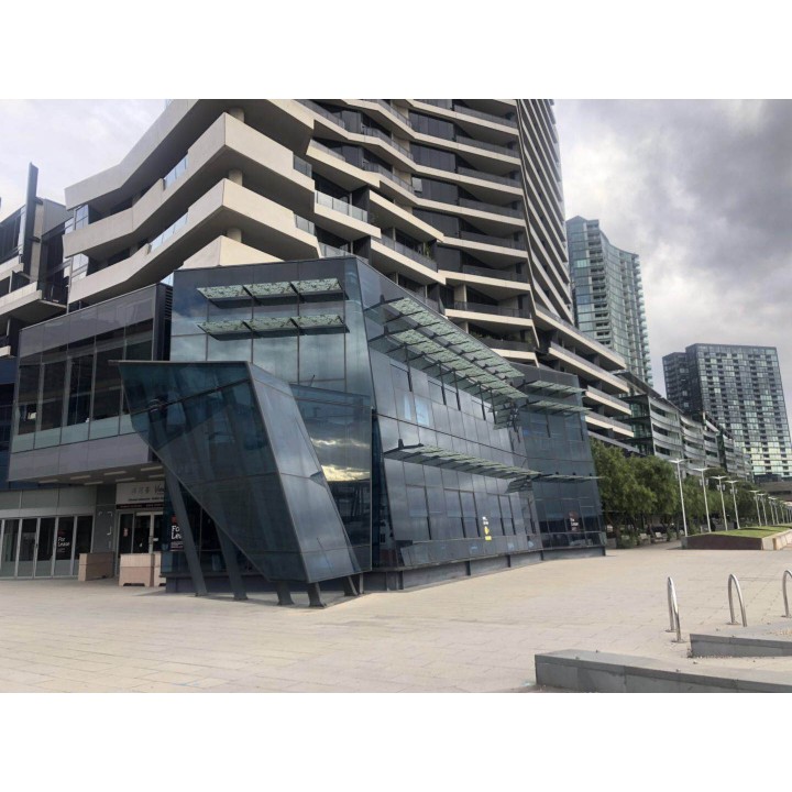 41/53 Victoria Harbour Promenade, Docklands - Image 1