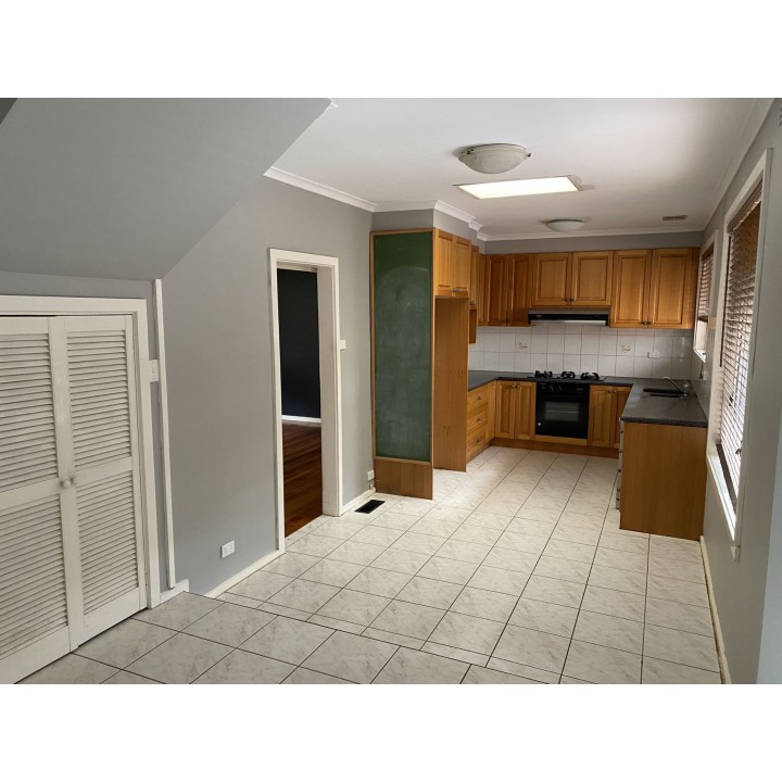 49 Winston Dr, Doncaster, VIC, Doncaster - Thumbnail 4