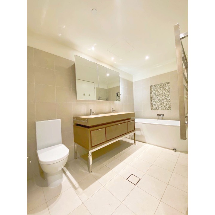26m/9 Waterside Place, Docklands - Thumbnail 6