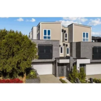 SPACIOUS TRI-LEVEL HOME WITH DUAL KITCHENS IN SERPELL SCHOOL ZONE IN TEMPLESTOWE